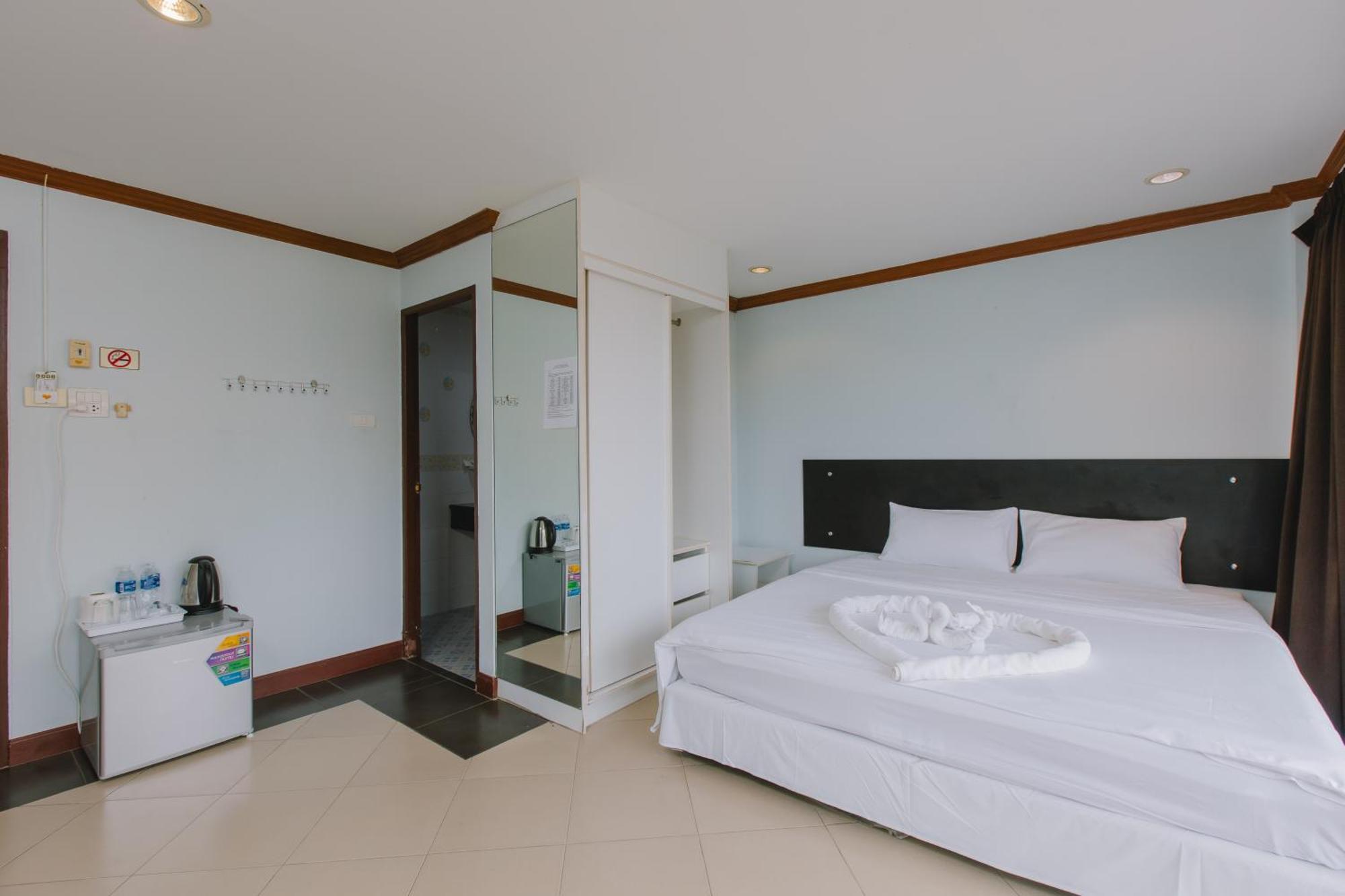 Sunstar Palace Patong 외부 사진