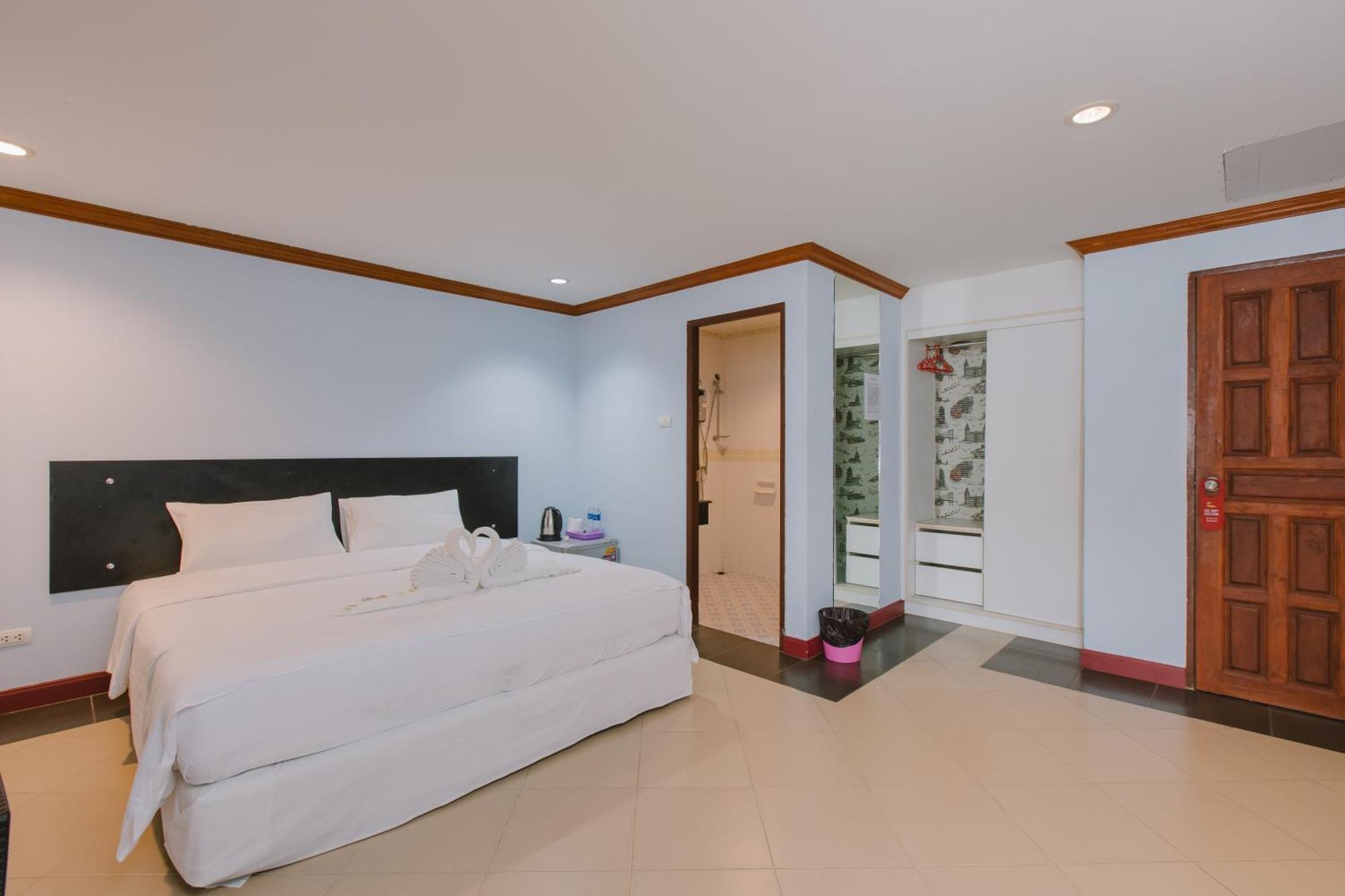 Sunstar Palace Patong 외부 사진