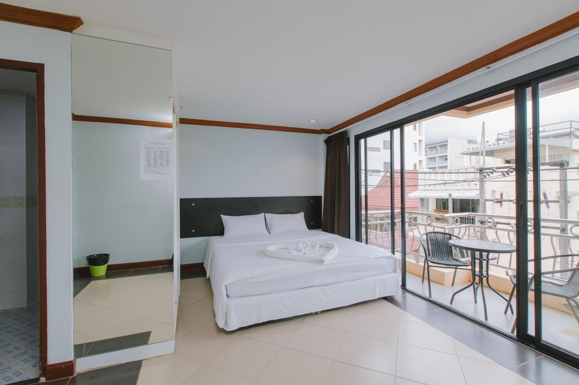 Sunstar Palace Patong 외부 사진